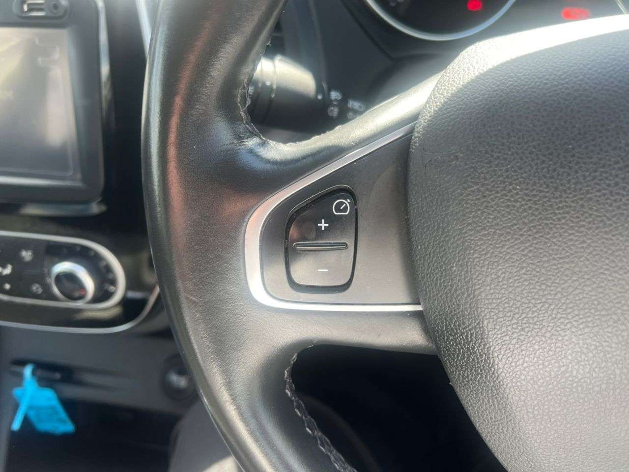 2017 RENAULT CAPTUR 2017 RENAULT CAPTUR
