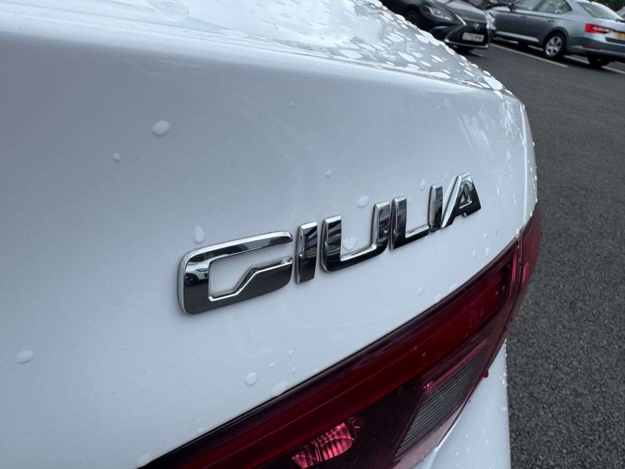 2017 ALFA ROMEO GIULIA 2017 ALFA ROMEO GIULIA