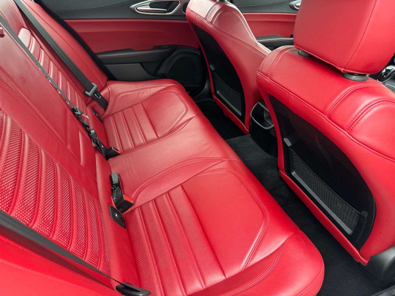 2017 ALFA ROMEO GIULIA 2017 ALFA ROMEO GIULIA
