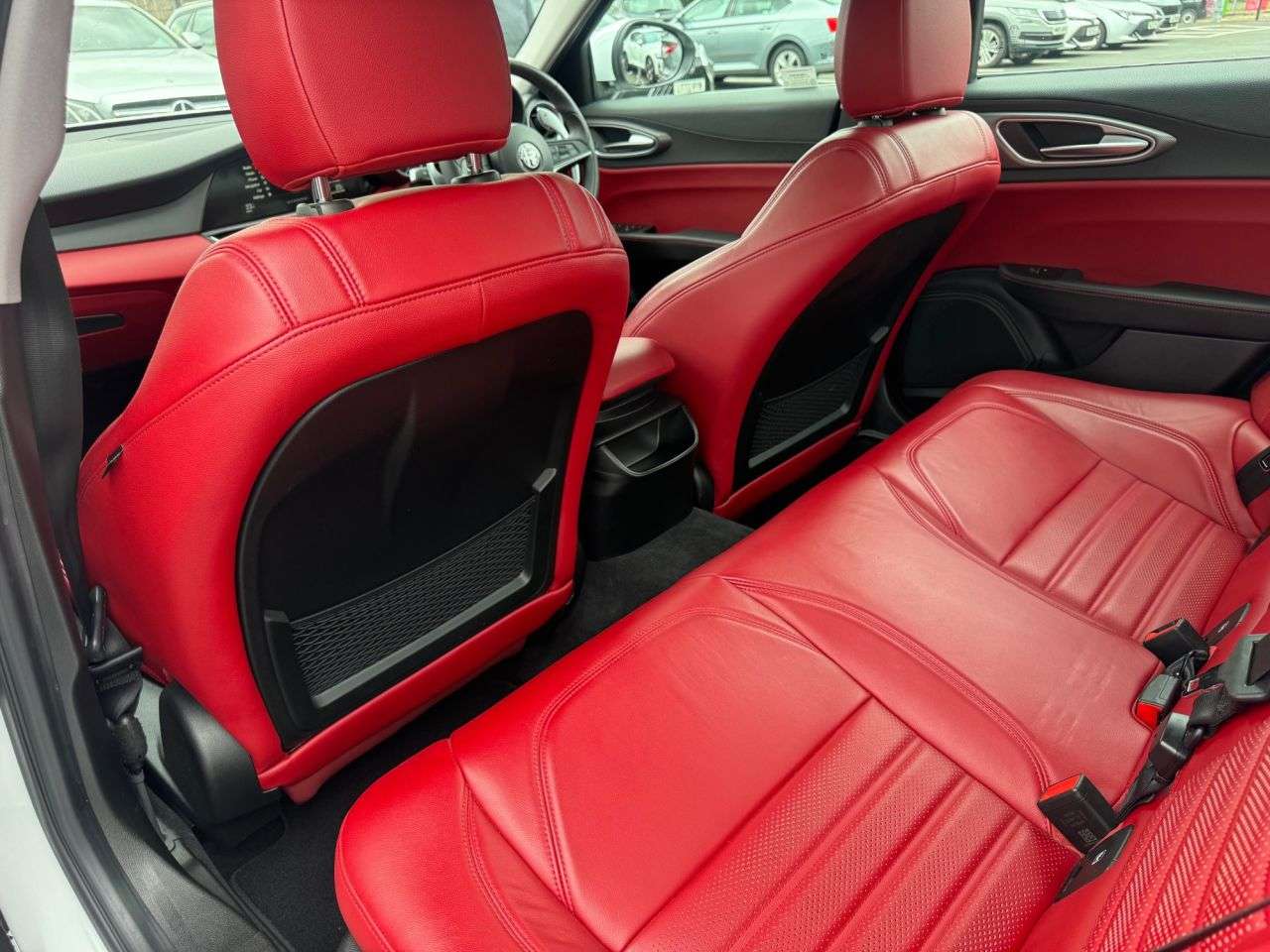 2017 ALFA ROMEO GIULIA 2017 ALFA ROMEO GIULIA