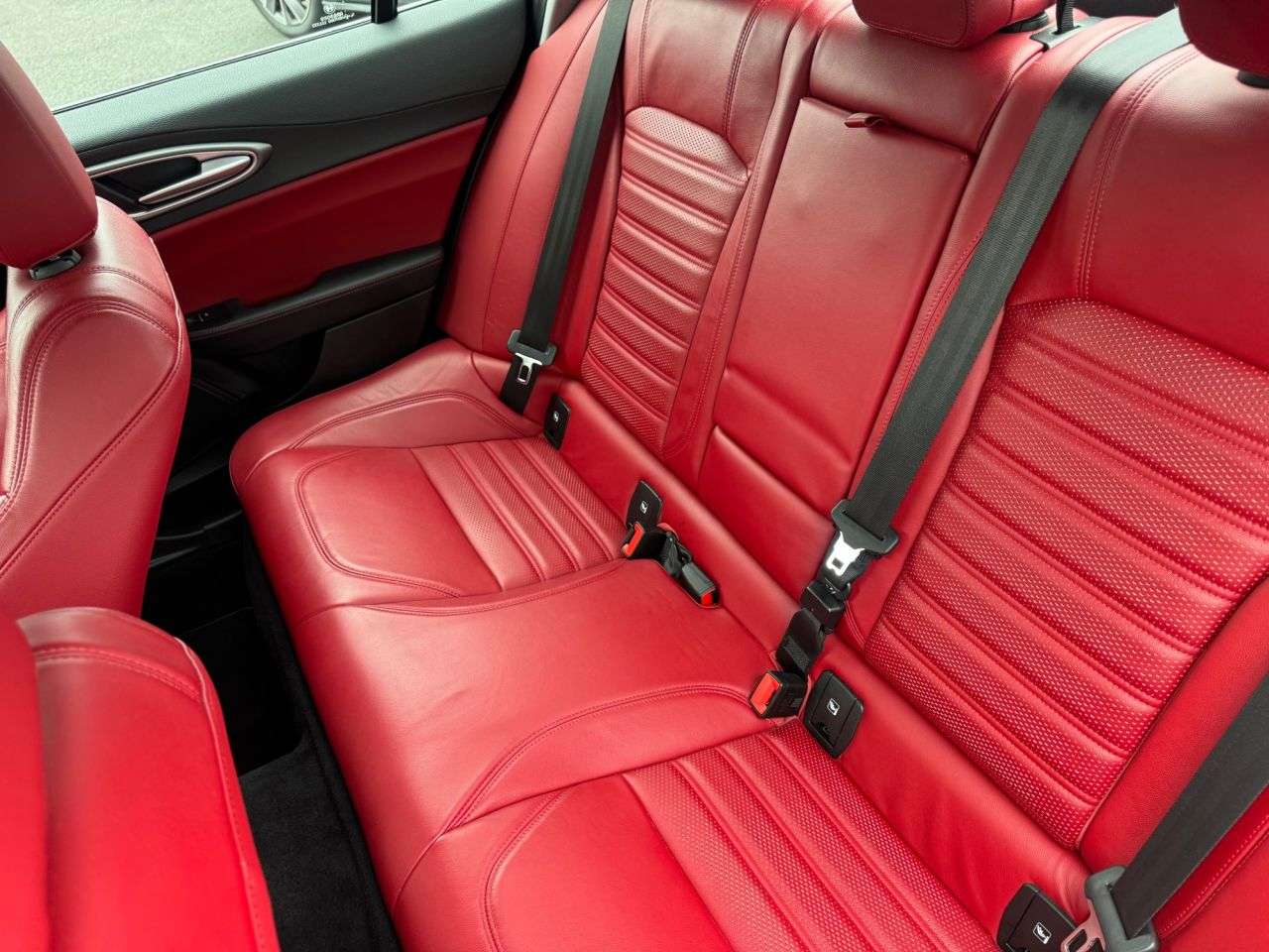2017 ALFA ROMEO GIULIA 2017 ALFA ROMEO GIULIA
