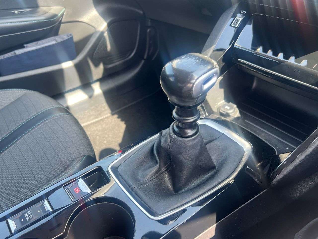 2020 PEUGEOT 208 2020 PEUGEOT 208