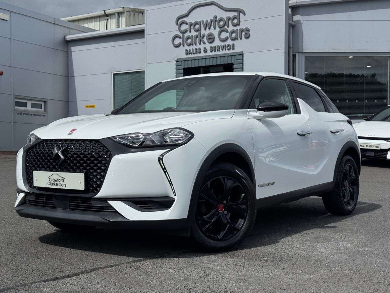 A 2020 DS AUTOMOBILES DS 3 1.2 PureTech Performance Line Crossback 5dr Petrol Manual Euro 6 (s/s) (100 A 2020 DS AUTOMOBILES DS 3 1.2 PureTech Performance Line Crossback 5dr Petrol Manual Euro 6 (s/s) (100