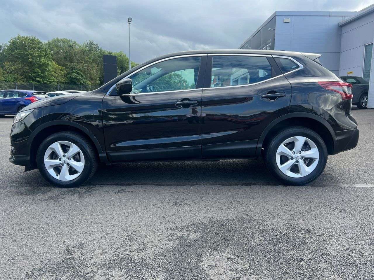 A 2021 NISSAN QASHQAI 1.3 DIG-T Acenta Premium SUV 5dr Petrol Manual Euro 6 (s/s) (140 ps) SUV A 2021 NISSAN QASHQAI 1.3 DIG-T Acenta Premium SUV 5dr Petrol Manual Euro 6 (s/s) (140 ps) SUV