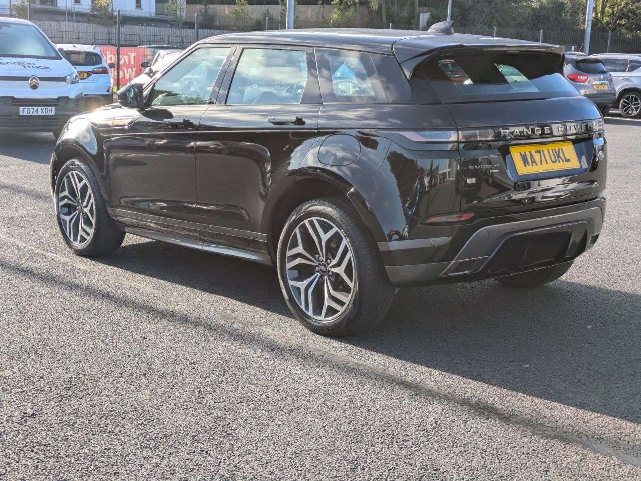 A 2021 LAND ROVER RANGE ROVER EVOQUE 1.5 P300e 12.2kWh R-Dynamic HSE SUV 5dr Petrol Plug-in Hybrid Auto 4WD Euro A 2021 LAND ROVER RANGE ROVER EVOQUE 1.5 P300e 12.2kWh R-Dynamic HSE SUV 5dr Petrol Plug-in Hybrid Auto 4WD Euro