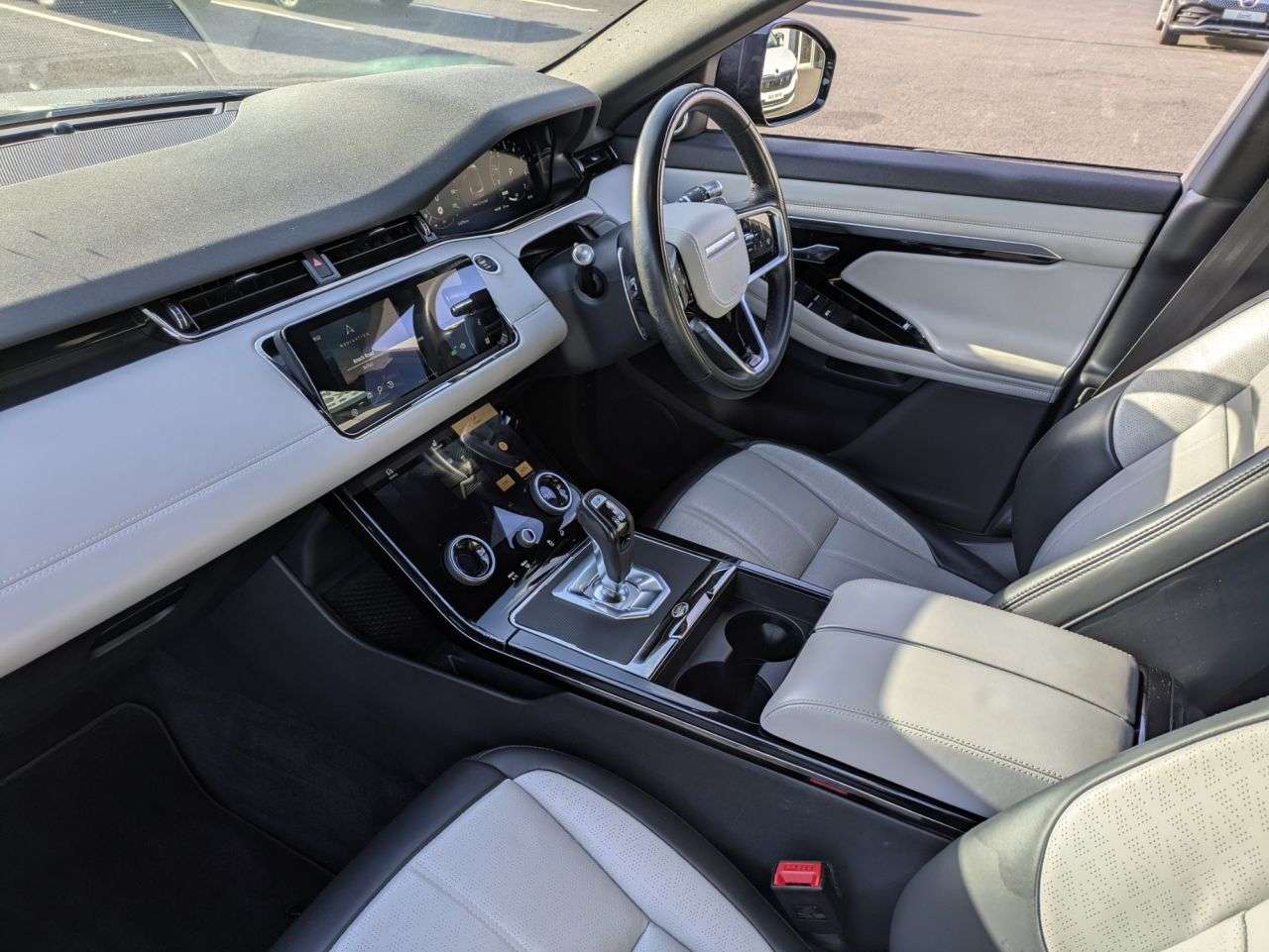 2021 LAND ROVER RANGE ROVER EVOQUE 2021 LAND ROVER RANGE ROVER EVOQUE