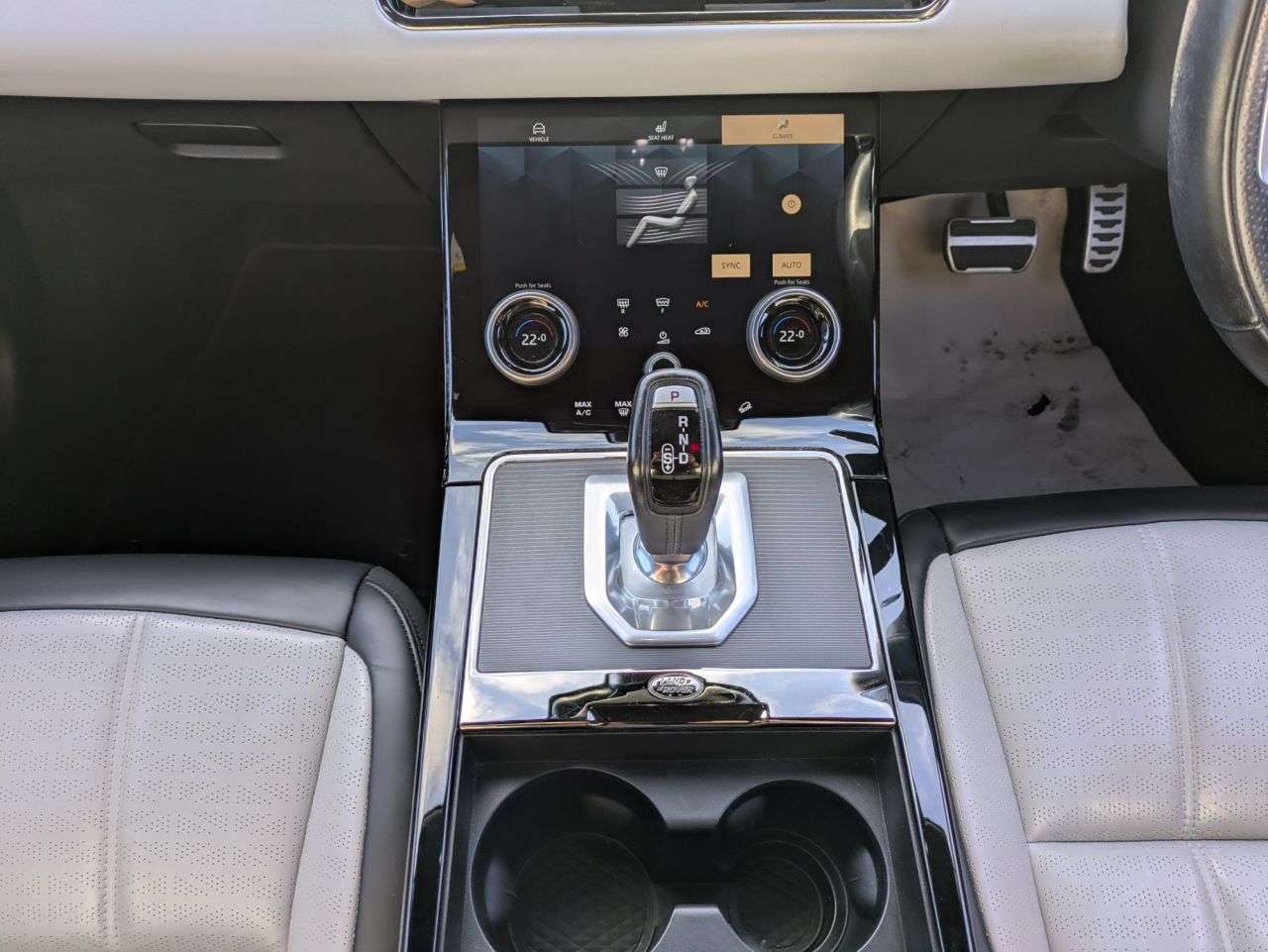 2021 LAND ROVER RANGE ROVER EVOQUE 2021 LAND ROVER RANGE ROVER EVOQUE
