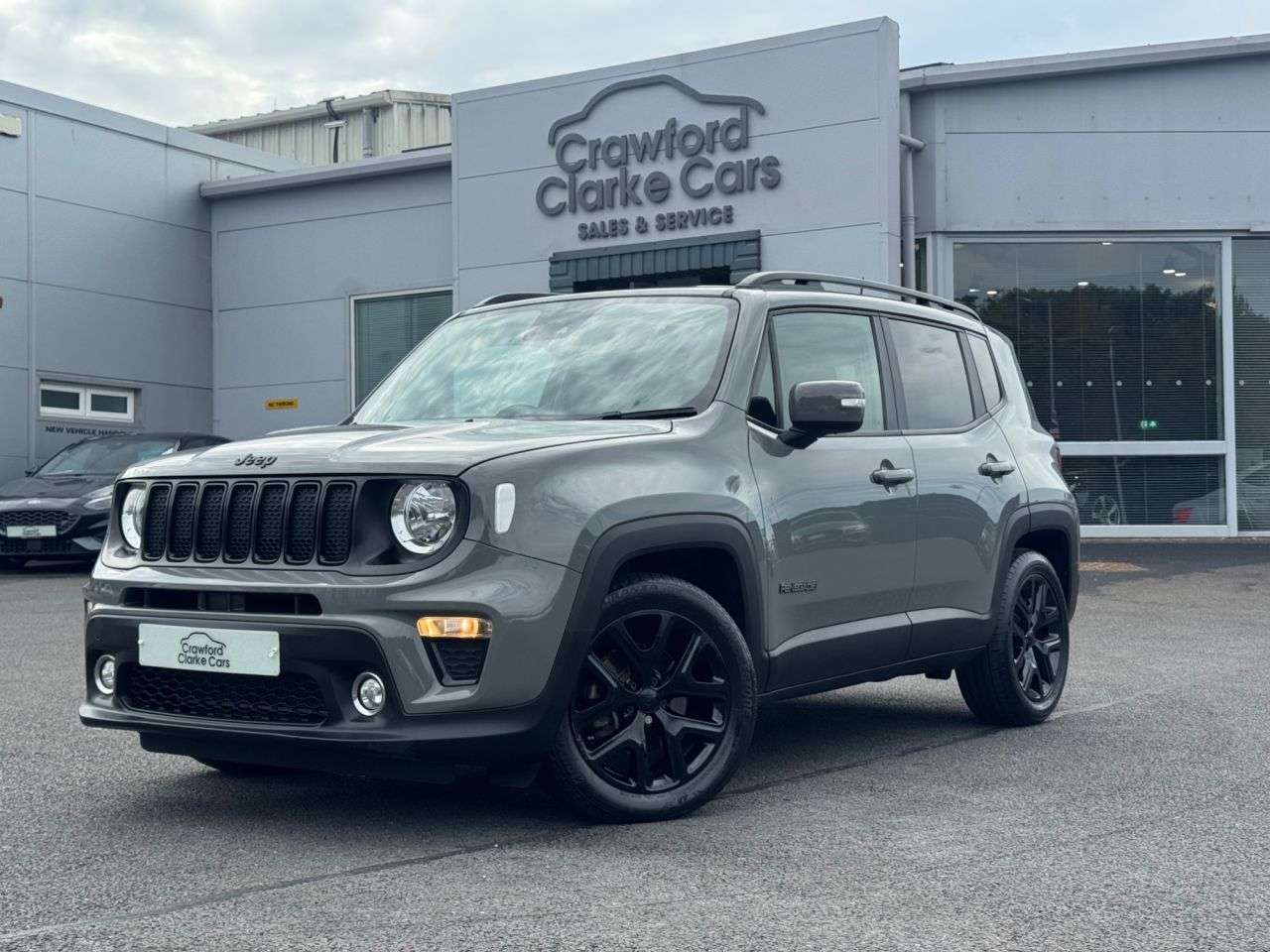 A 2019 JEEP RENEGADE 1.3 GSE T4 Night Eagle SUV 5dr Petrol DDCT Euro 6 (s/s) (150 ps) A 2019 JEEP RENEGADE 1.3 GSE T4 Night Eagle SUV 5dr Petrol DDCT Euro 6 (s/s) (150 ps)
