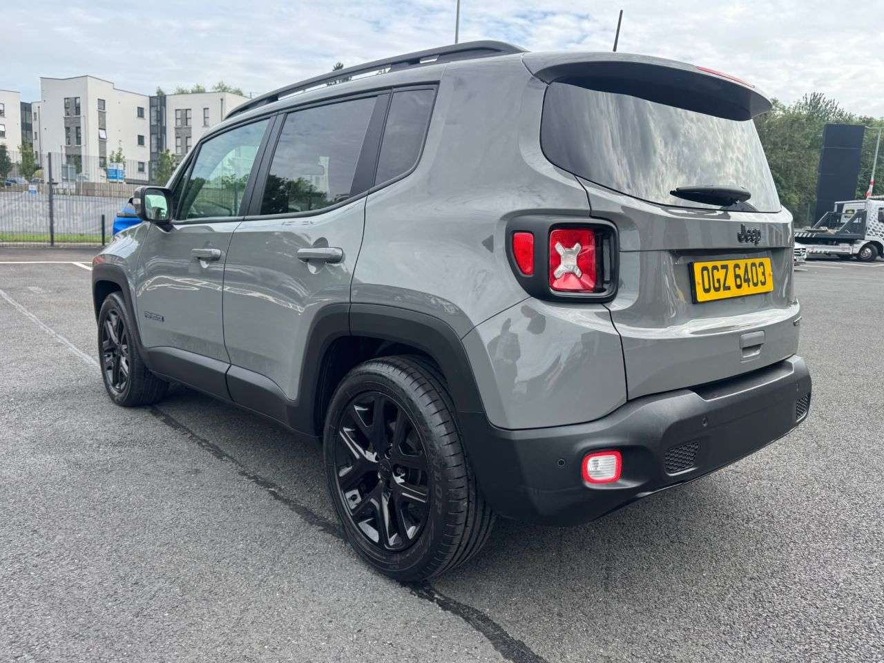 A 2019 JEEP RENEGADE 1.3 GSE T4 Night Eagle SUV 5dr Petrol DDCT Euro 6 (s/s) (150 ps) A 2019 JEEP RENEGADE 1.3 GSE T4 Night Eagle SUV 5dr Petrol DDCT Euro 6 (s/s) (150 ps)