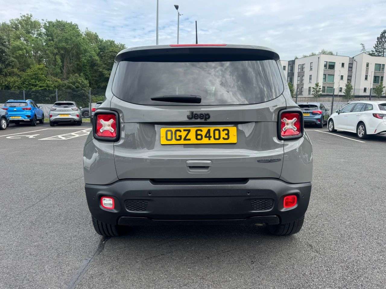 A 2019 JEEP RENEGADE 1.3 GSE T4 Night Eagle SUV 5dr Petrol DDCT Euro 6 (s/s) (150 ps) A 2019 JEEP RENEGADE 1.3 GSE T4 Night Eagle SUV 5dr Petrol DDCT Euro 6 (s/s) (150 ps)