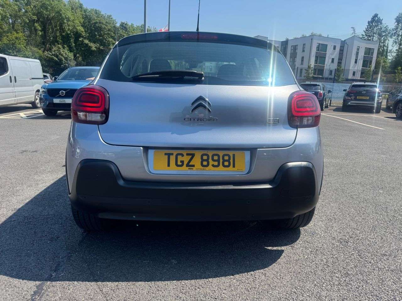 A 2021 CITROEN C3 1.2 PureTech Flair Hatchback 5dr Petrol Manual Euro 6 (s/s) (83 ps) A 2021 CITROEN C3 1.2 PureTech Flair Hatchback 5dr Petrol Manual Euro 6 (s/s) (83 ps)