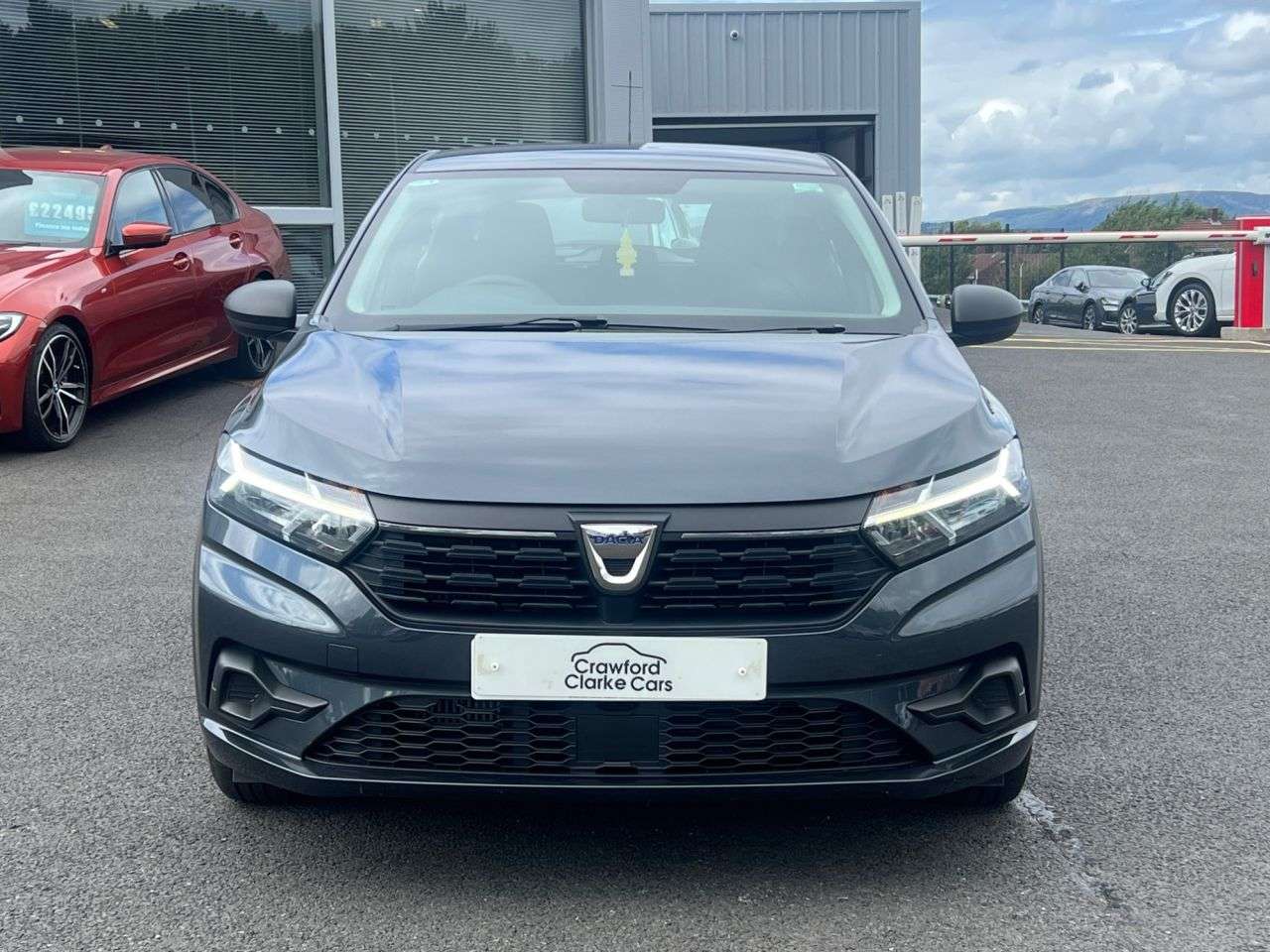 A 2021 DACIA SANDERO 1.0 TCe Essential Hatchback 5dr Petrol Manual Euro 6 (s/s) (90 ps) A 2021 DACIA SANDERO 1.0 TCe Essential Hatchback 5dr Petrol Manual Euro 6 (s/s) (90 ps)