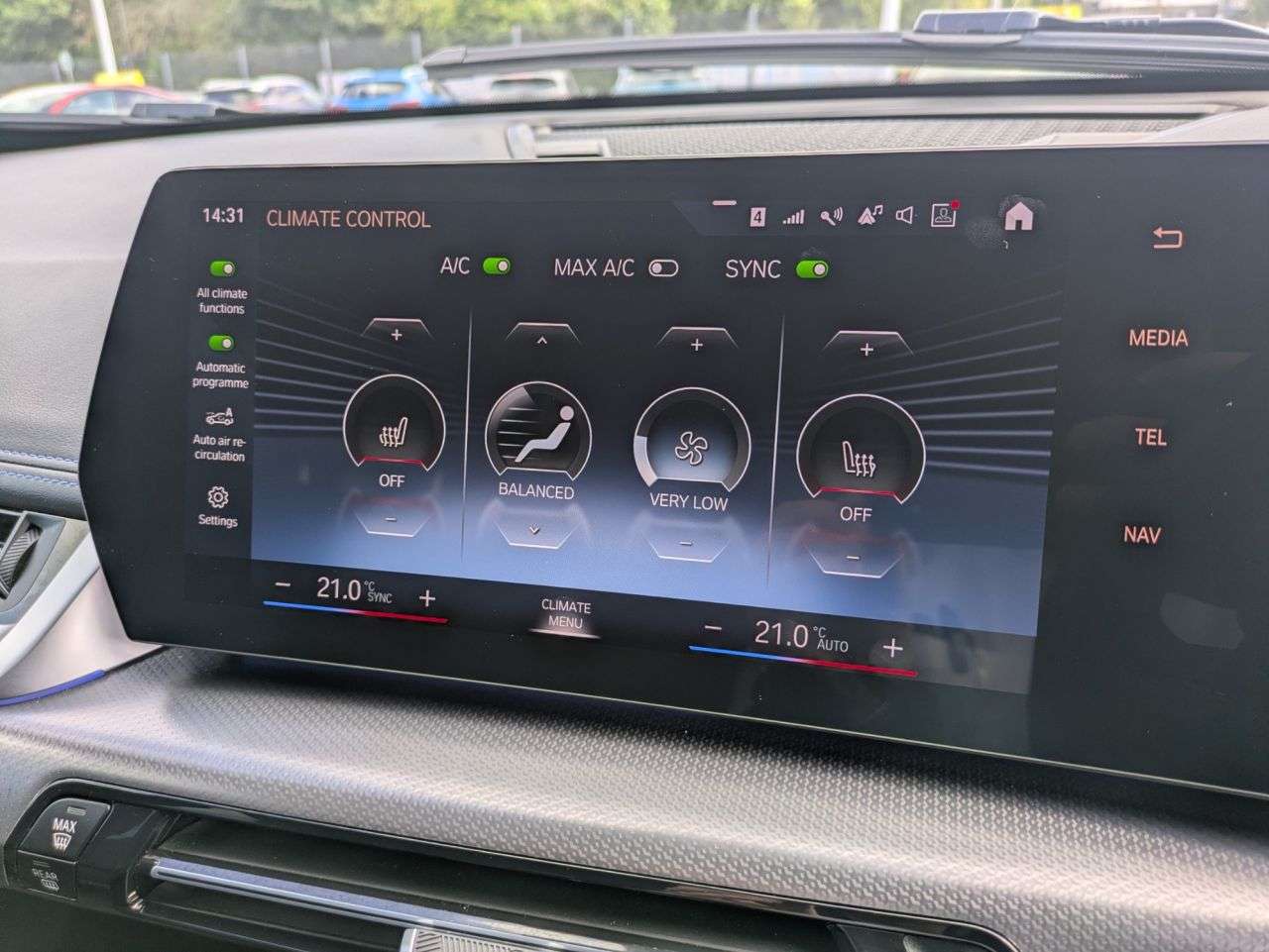 2023 BMW IX1 2023 BMW IX1