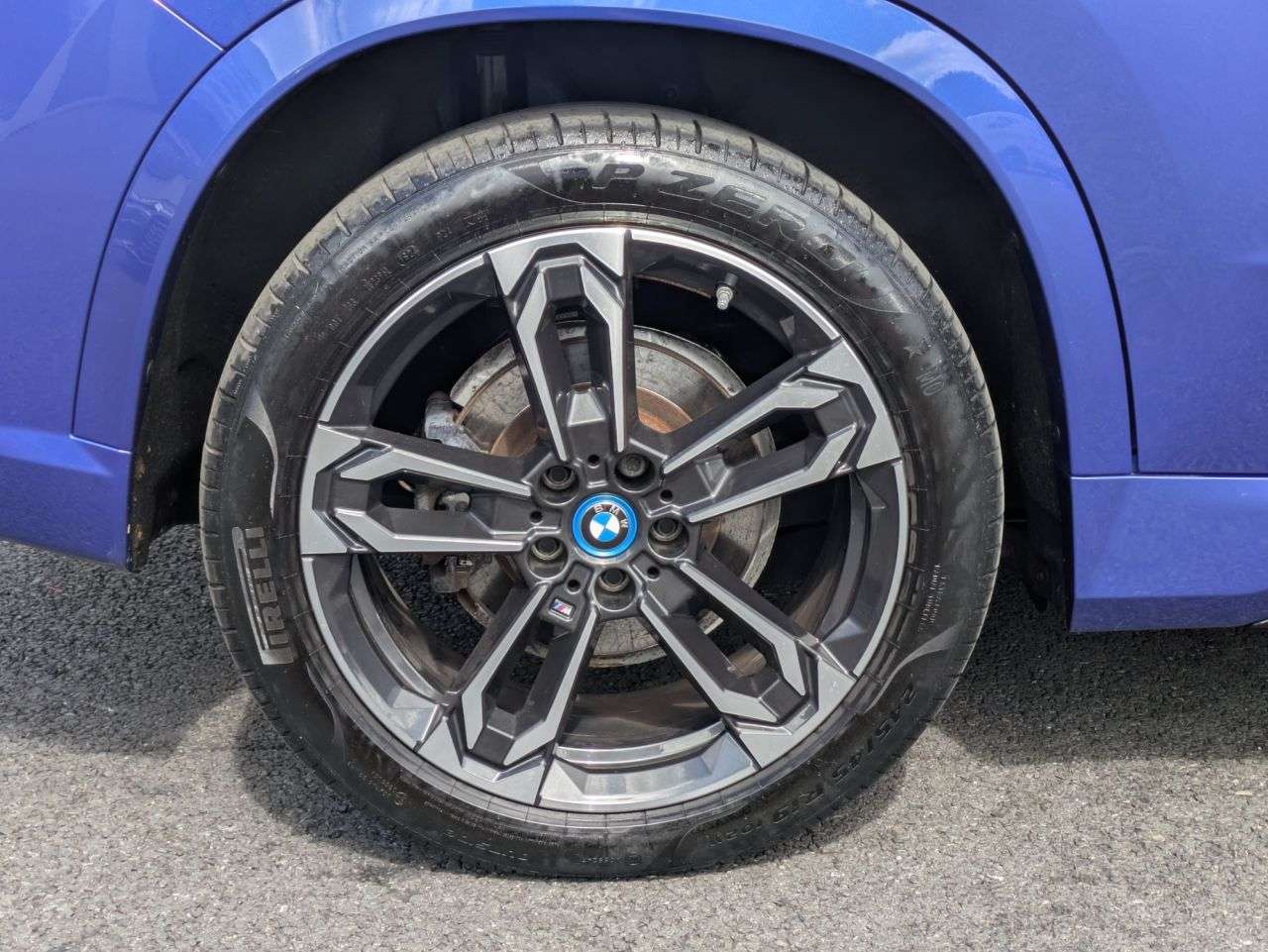 2023 BMW IX1 2023 BMW IX1