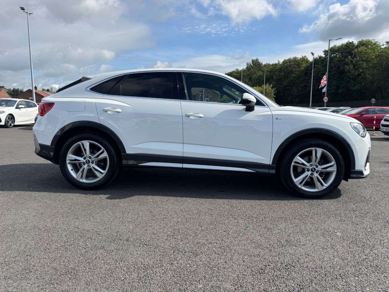 2021 AUDI Q3 2021 AUDI Q3