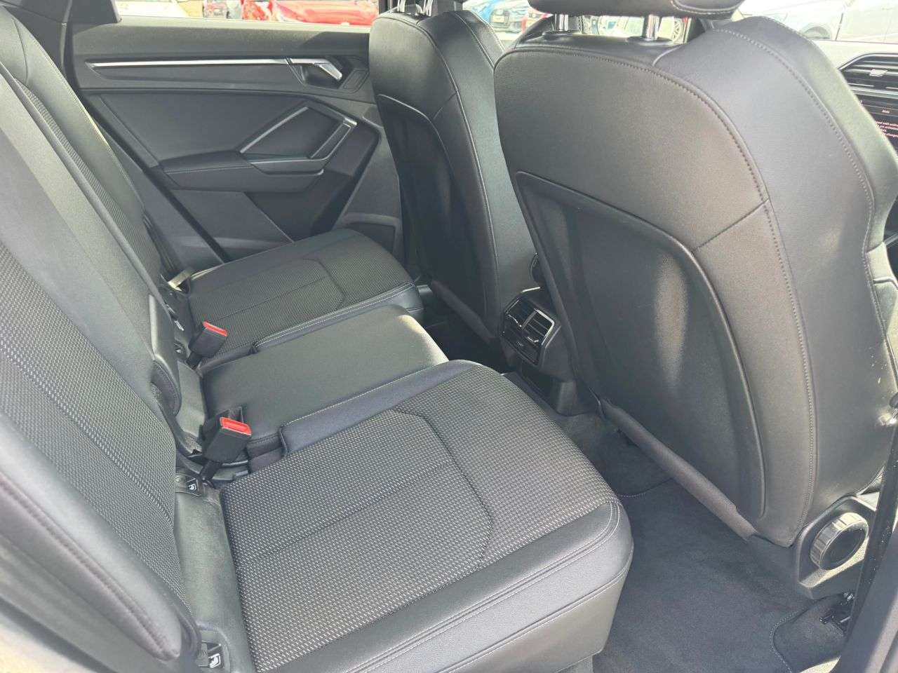 2021 AUDI Q3 2021 AUDI Q3
