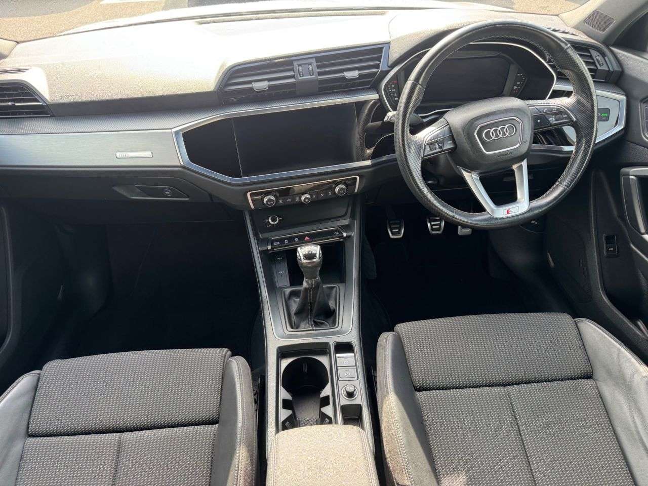 2021 AUDI Q3 2021 AUDI Q3