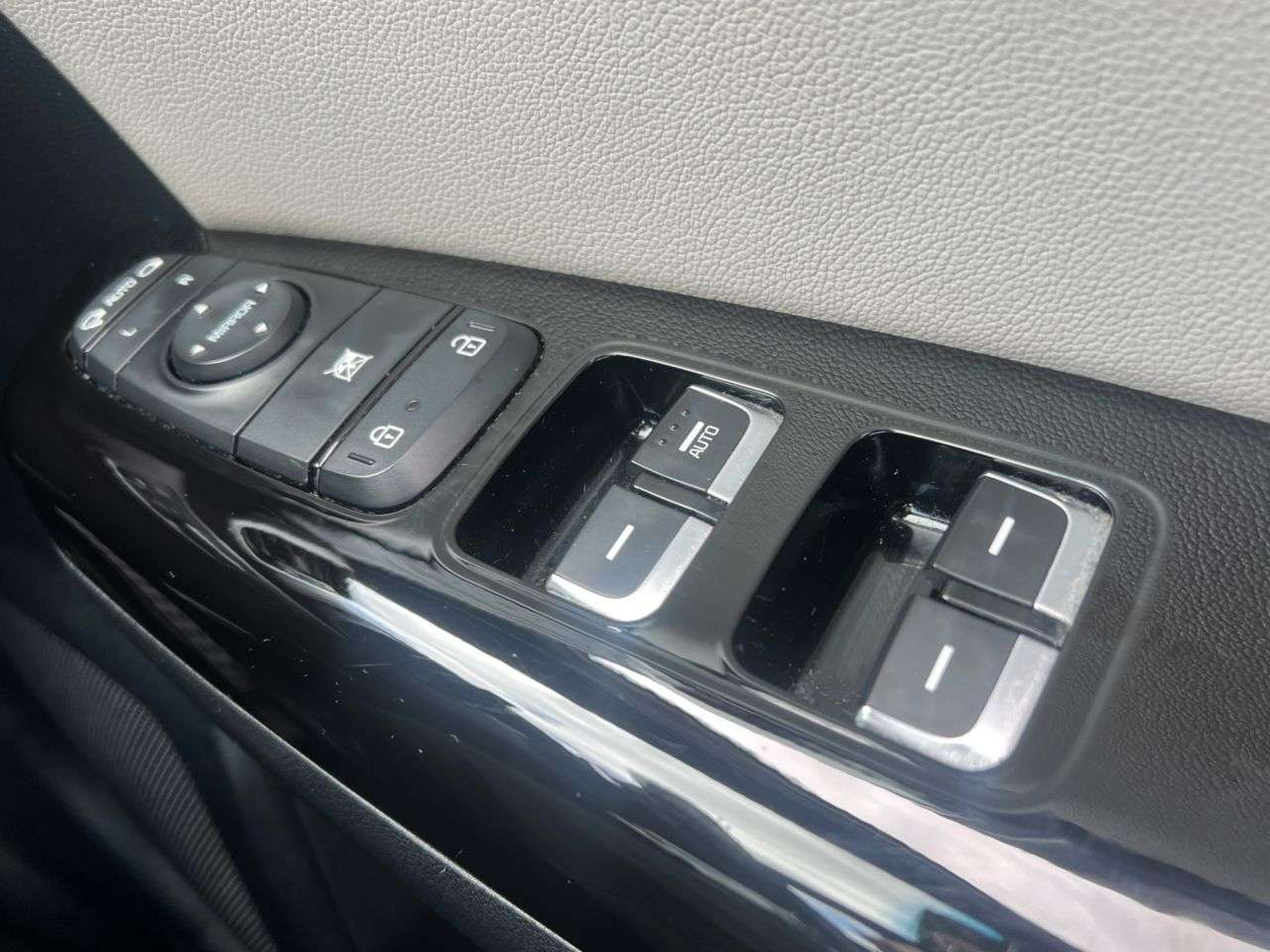 2021 KIA SPORTAGE 2021 KIA SPORTAGE
