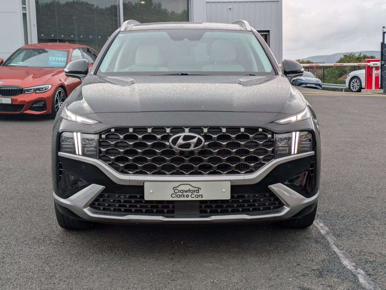 A 2022 HYUNDAI SANTA FE 1.6 h T-GDi Ultimate SUV 5dr Petrol Hybrid Auto 4WD Euro 6 (s/s) (230 ps) H A 2022 HYUNDAI SANTA FE 1.6 h T-GDi Ultimate SUV 5dr Petrol Hybrid Auto 4WD Euro 6 (s/s) (230 ps) H