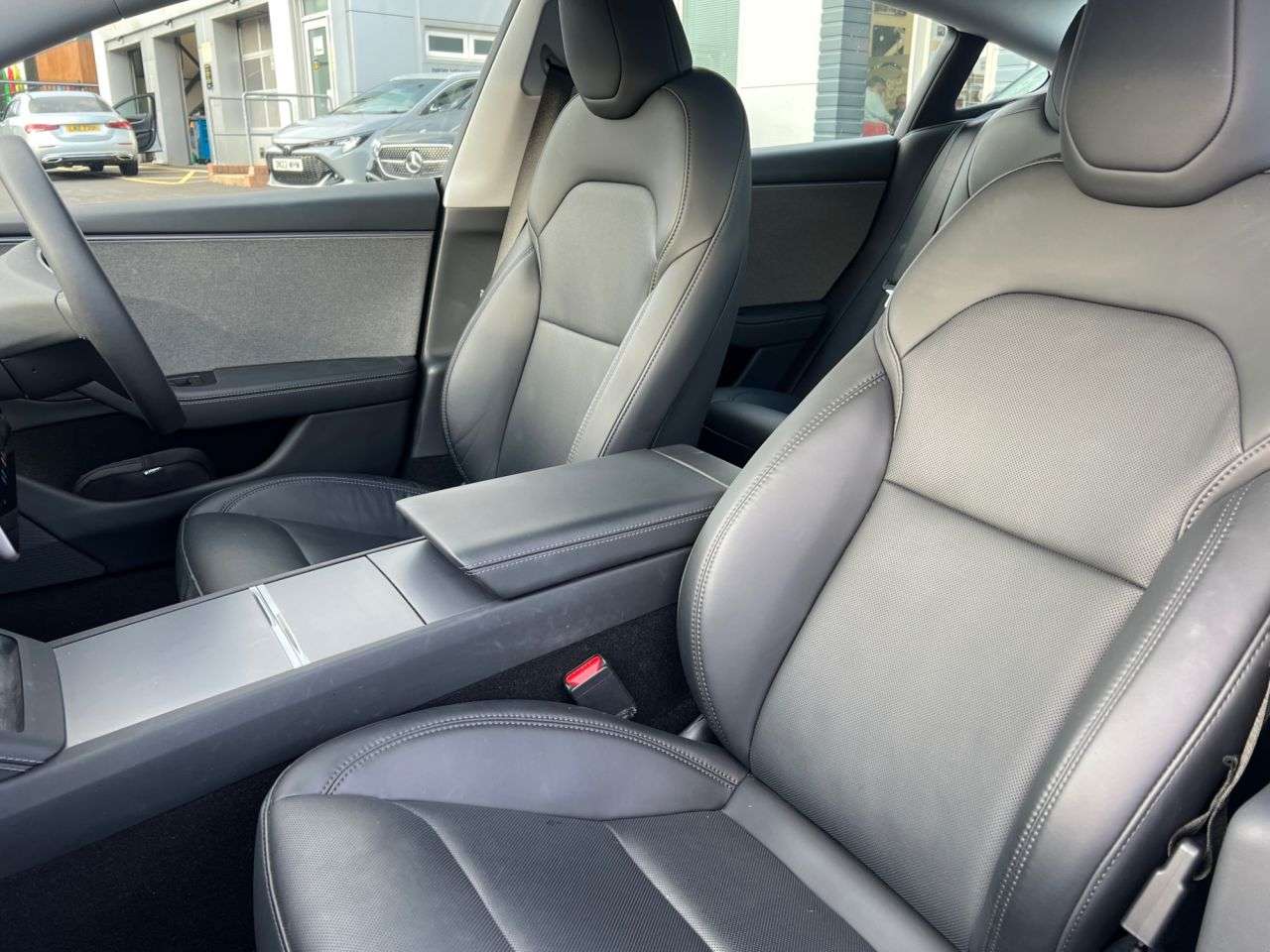 2025 TESLA MODEL 3 2025 TESLA MODEL 3