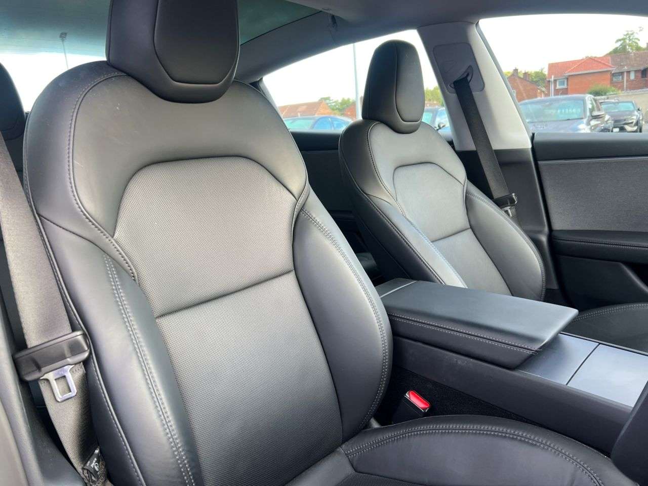 2025 TESLA MODEL 3 2025 TESLA MODEL 3