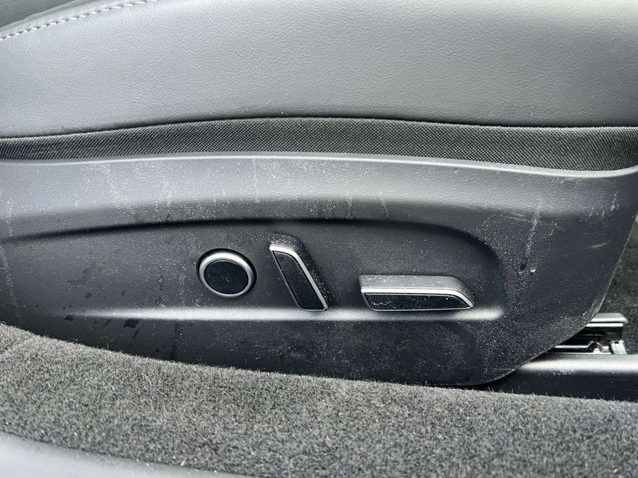 2025 TESLA MODEL 3 2025 TESLA MODEL 3
