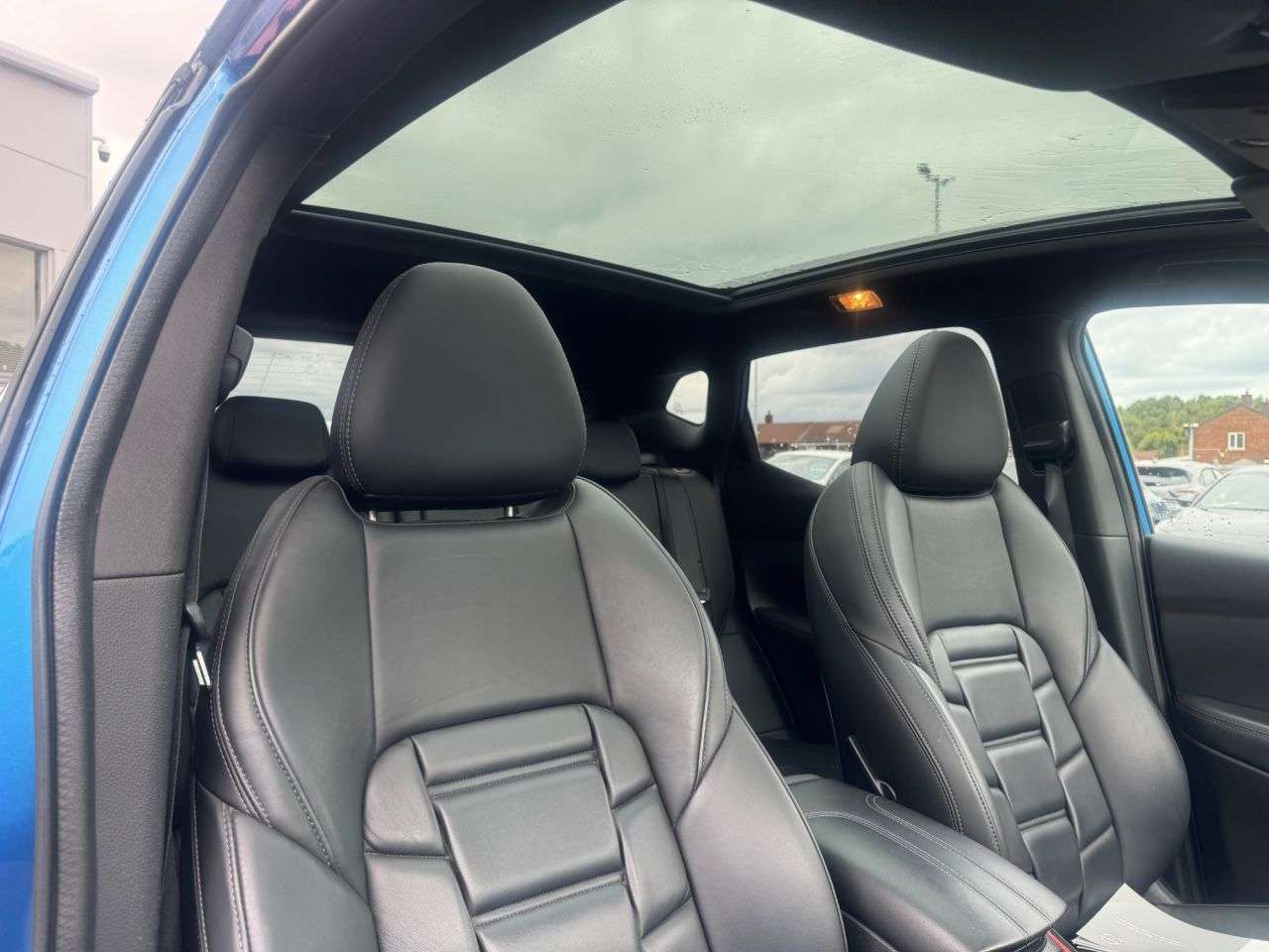 A 2019 NISSAN QASHQAI 1.3 DIG-T Tekna+ SUV 5dr Petrol DCT Auto Euro 6 (s/s) (160 ps) A 2019 NISSAN QASHQAI 1.3 DIG-T Tekna+ SUV 5dr Petrol DCT Auto Euro 6 (s/s) (160 ps)