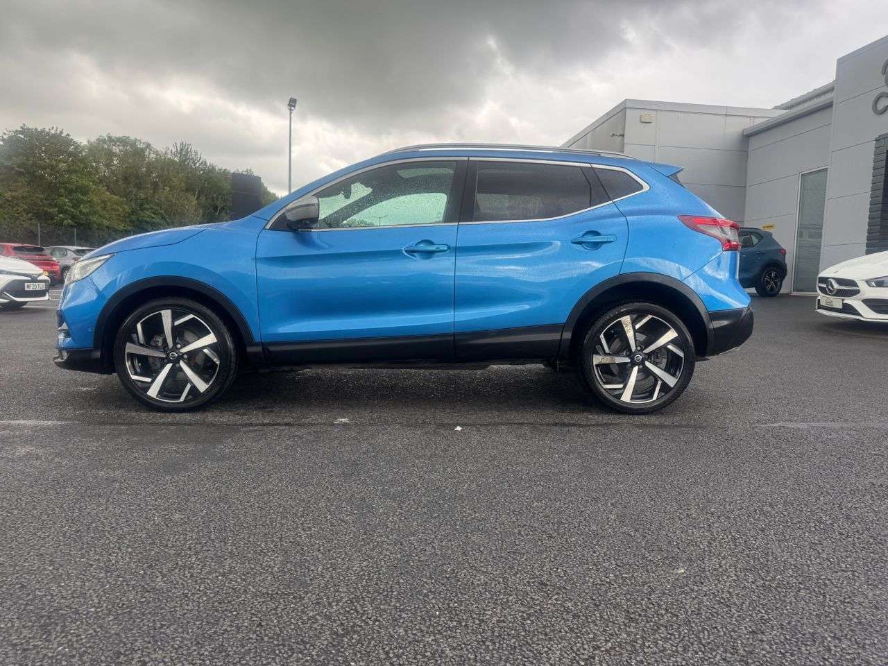A 2019 NISSAN QASHQAI 1.3 DIG-T Tekna+ SUV 5dr Petrol DCT Auto Euro 6 (s/s) (160 ps) A 2019 NISSAN QASHQAI 1.3 DIG-T Tekna+ SUV 5dr Petrol DCT Auto Euro 6 (s/s) (160 ps)