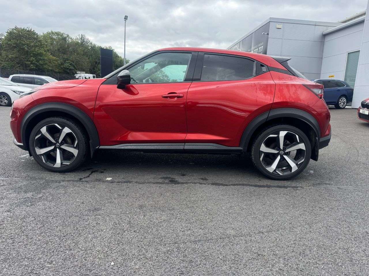 A 2020 NISSAN JUKE 1.0 DIG-T N-Connecta SUV 5dr Petrol Manual Euro 6 (s/s) (117 ps) A 2020 NISSAN JUKE 1.0 DIG-T N-Connecta SUV 5dr Petrol Manual Euro 6 (s/s) (117 ps)
