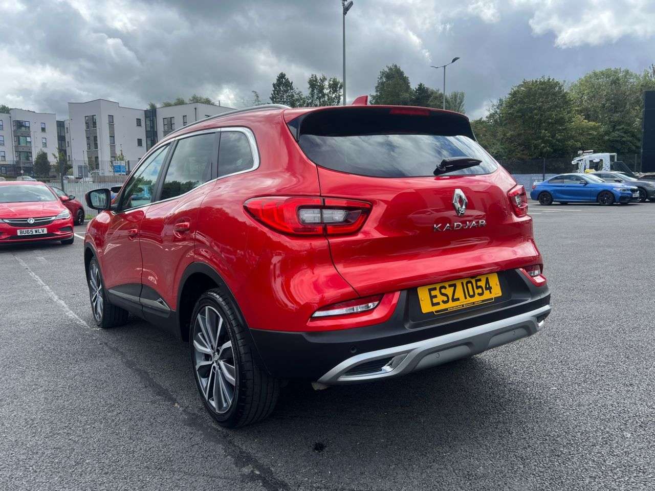 A 2020 RENAULT KADJAR 1.3 TCe S Edition SUV 5dr Petrol EDC Euro 6 (s/s) (140 ps) A 2020 RENAULT KADJAR 1.3 TCe S Edition SUV 5dr Petrol EDC Euro 6 (s/s) (140 ps)