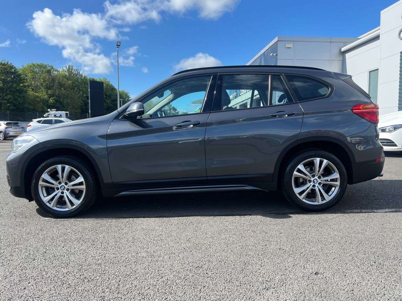 A 2019 BMW X1 1.5 18i GPF Sport SUV 5dr Petrol Manual sDrive Euro 6 (s/s) (140 ps) A 2019 BMW X1 1.5 18i GPF Sport SUV 5dr Petrol Manual sDrive Euro 6 (s/s) (140 ps)