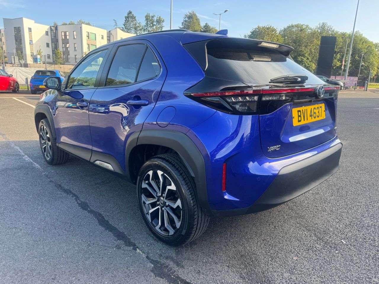 A 2024 TOYOTA YARIS CROSS 1.5 VVT-h Design SUV 5dr Petrol Hybrid E-CVT Euro 6 (s/s) (116 ps) A 2024 TOYOTA YARIS CROSS 1.5 VVT-h Design SUV 5dr Petrol Hybrid E-CVT Euro 6 (s/s) (116 ps)