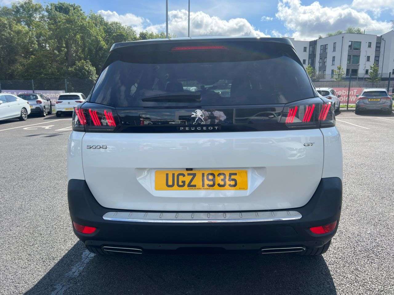 2021 PEUGEOT 5008 2021 PEUGEOT 5008