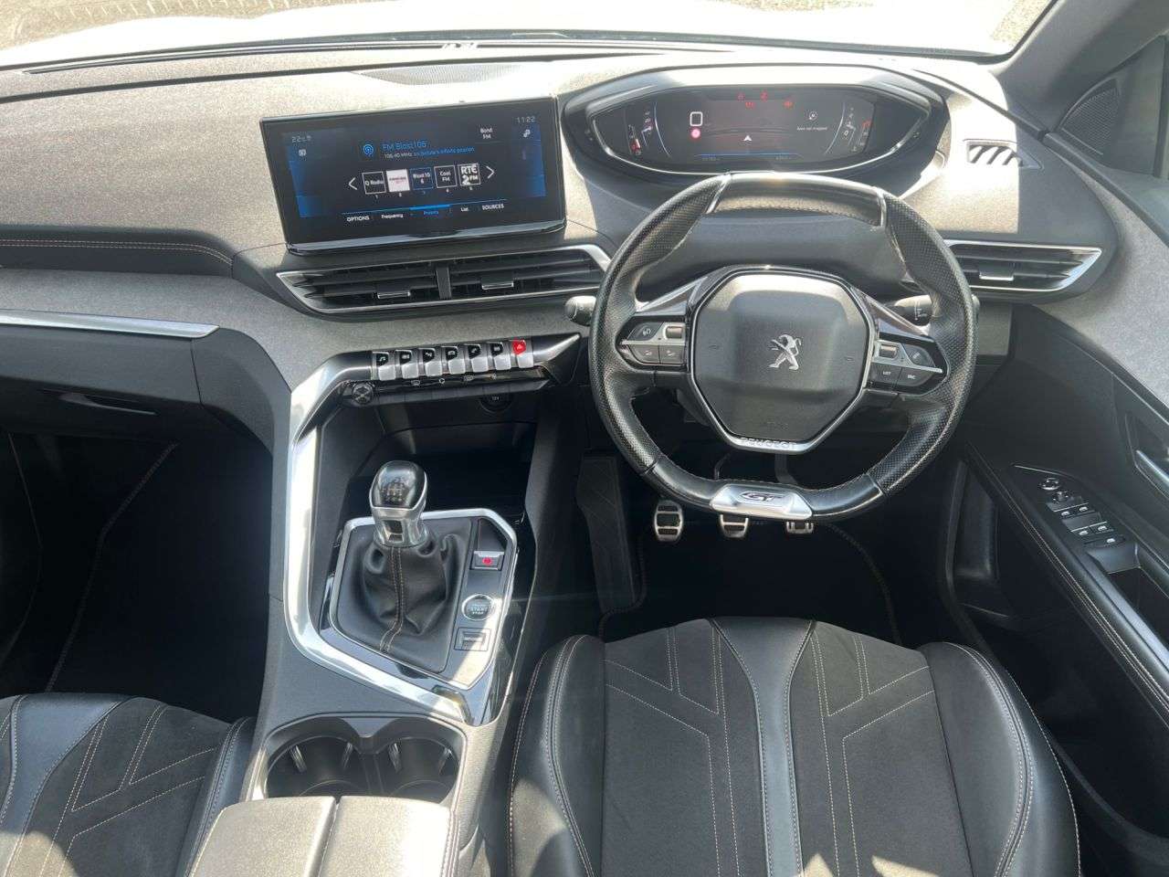 2021 PEUGEOT 5008 2021 PEUGEOT 5008