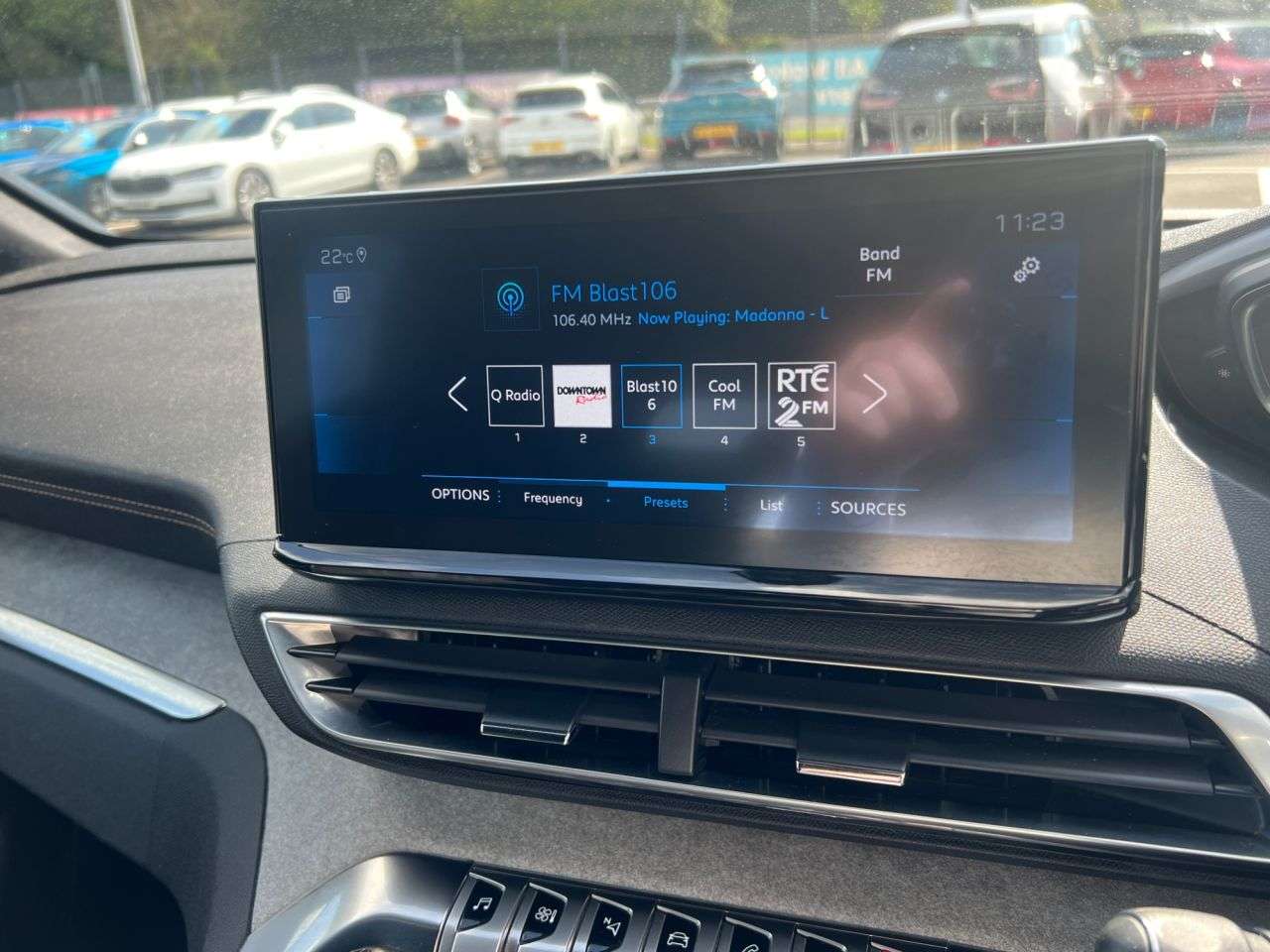 2021 PEUGEOT 5008 2021 PEUGEOT 5008