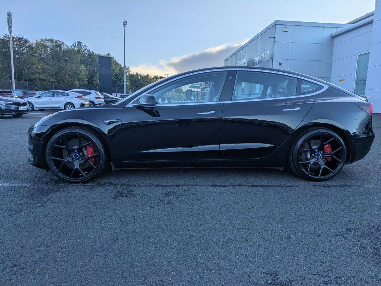 A 2020 TESLA MODEL 3 (Dual Motor) Performance Saloon 4dr Electric Auto 4WDE (Performance Upgrade A 2020 TESLA MODEL 3 (Dual Motor) Performance Saloon 4dr Electric Auto 4WDE (Performance Upgrade