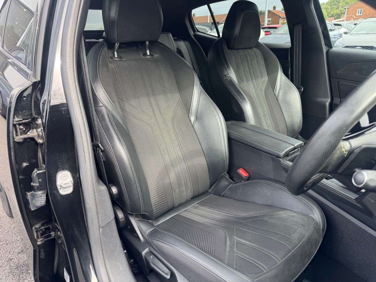2024 PEUGEOT 408 2024 PEUGEOT 408