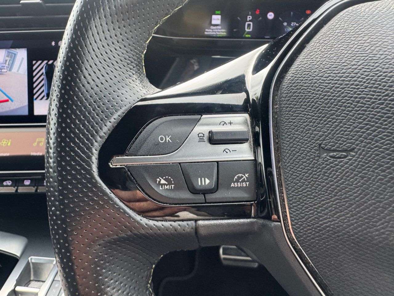 2024 PEUGEOT 408 2024 PEUGEOT 408