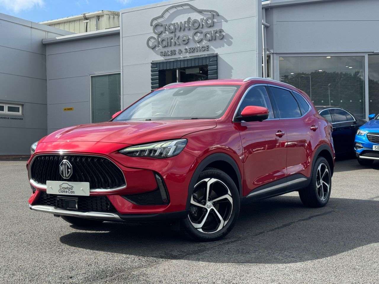 A 2024 MG MG HS 1.5 T-GDI 16.6kWh Trophy SUV 5dr Petrol Plug-in Hybrid Auto Euro 6 (s/s) (2 A 2024 MG MG HS 1.5 T-GDI 16.6kWh Trophy SUV 5dr Petrol Plug-in Hybrid Auto Euro 6 (s/s) (2