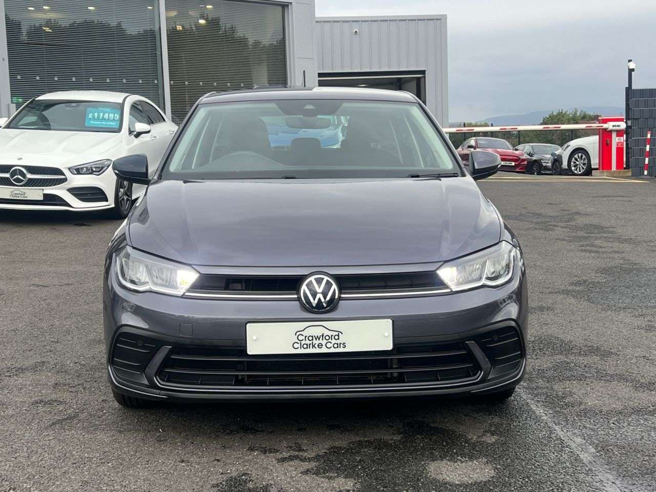 A 2022 VOLKSWAGEN POLO 1.0 TSI Life Hatchback 5dr Petrol Manual Euro 6 (s/s) (95 ps) A 2022 VOLKSWAGEN POLO 1.0 TSI Life Hatchback 5dr Petrol Manual Euro 6 (s/s) (95 ps)