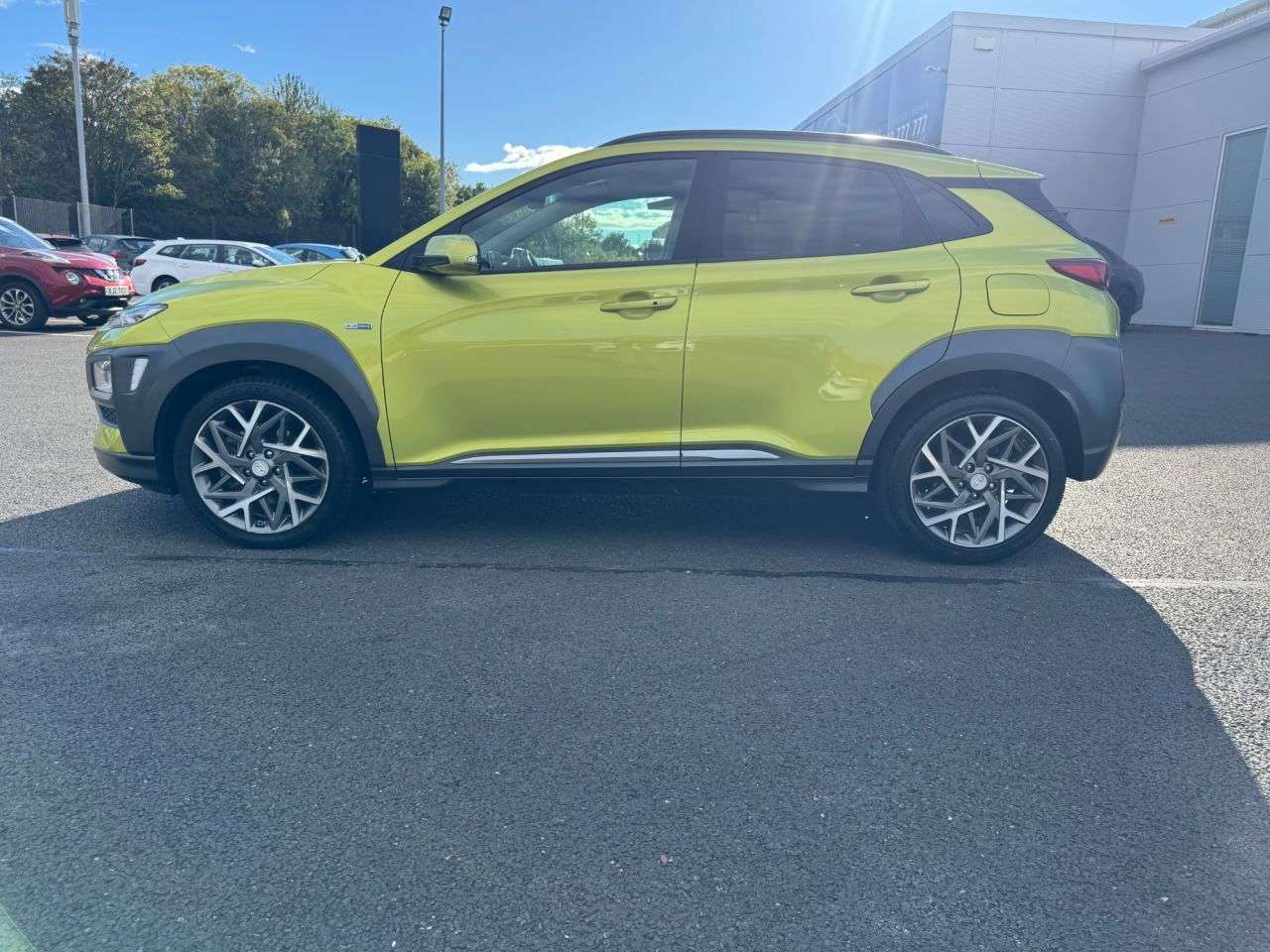 A 2020 HYUNDAI KONA 1.6 h-GDi Premium SUV 5dr Petrol Hybrid DCT Euro 6 (s/s) (141 ps) A 2020 HYUNDAI KONA 1.6 h-GDi Premium SUV 5dr Petrol Hybrid DCT Euro 6 (s/s) (141 ps)