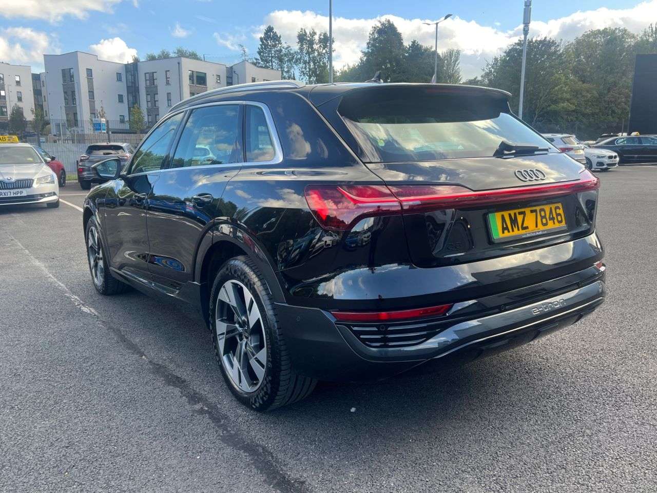 A 2023 AUDI Q8 E-TRON 50 Sport SUV 5dr Electric Auto quattro 95kWh (11kW Charger) (340 ps) A 2023 AUDI Q8 E-TRON 50 Sport SUV 5dr Electric Auto quattro 95kWh (11kW Charger) (340 ps)