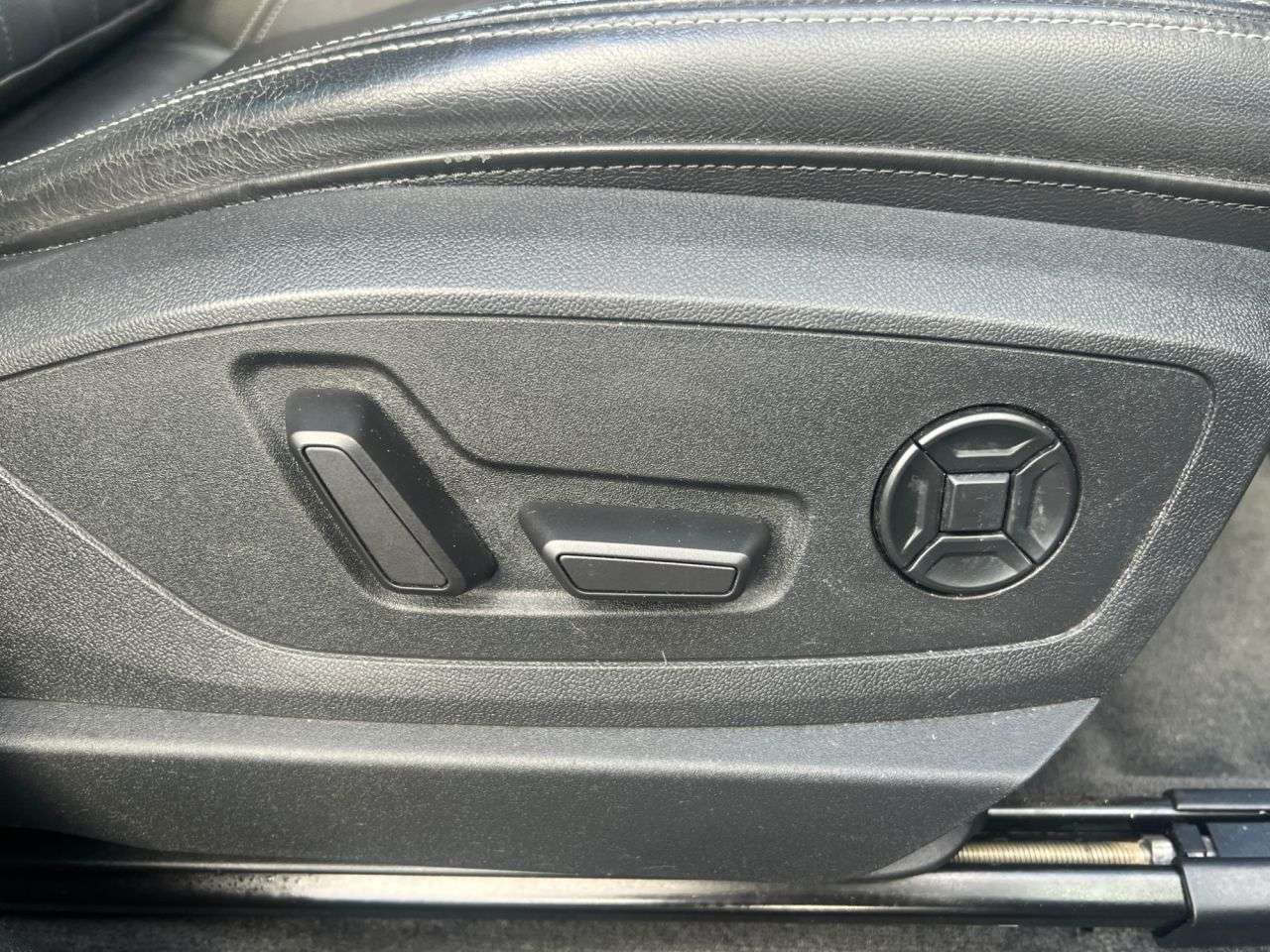 2023 AUDI Q8 E-TRON 2023 AUDI Q8 E-TRON