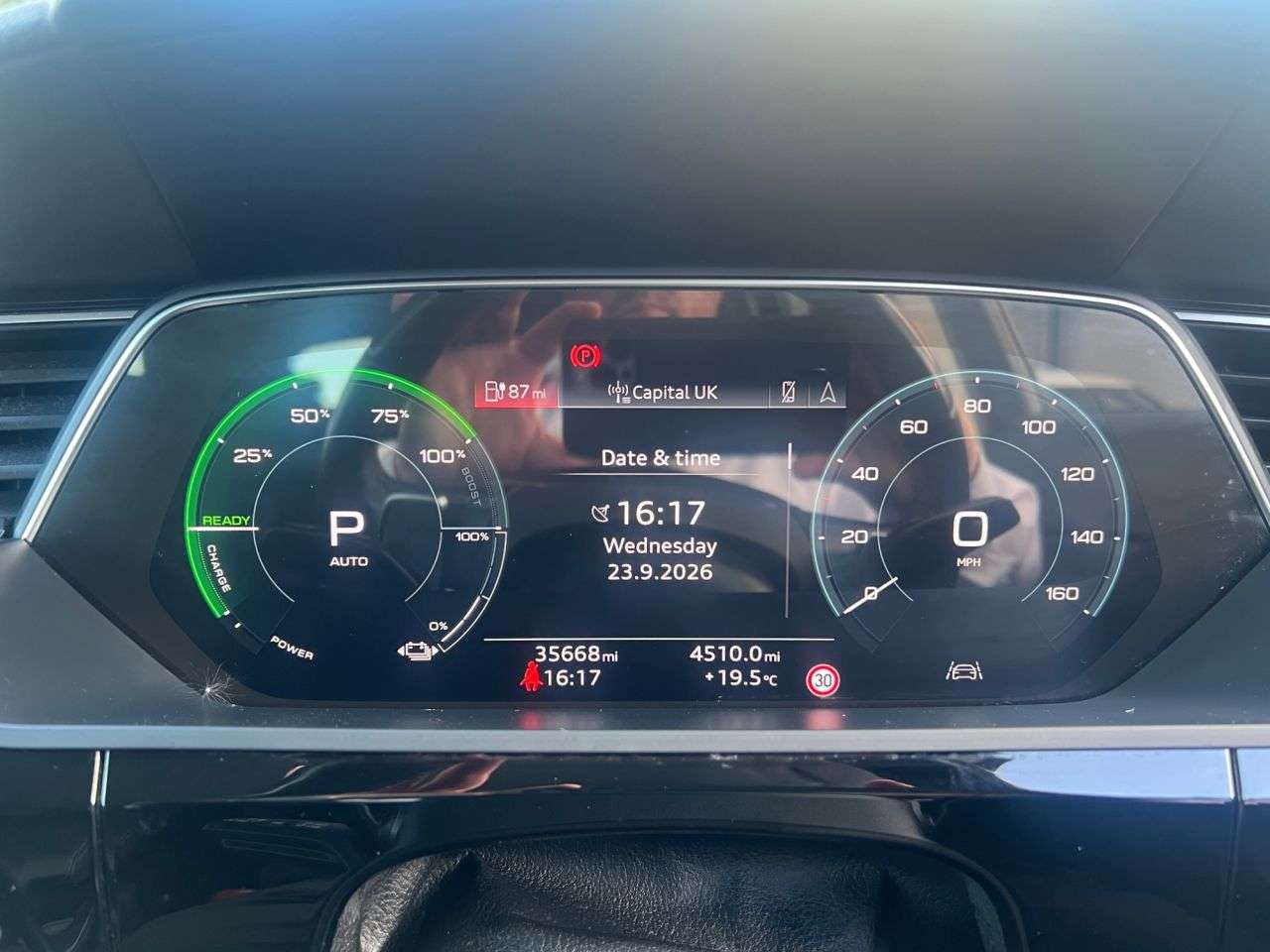 2023 AUDI Q8 E-TRON 2023 AUDI Q8 E-TRON