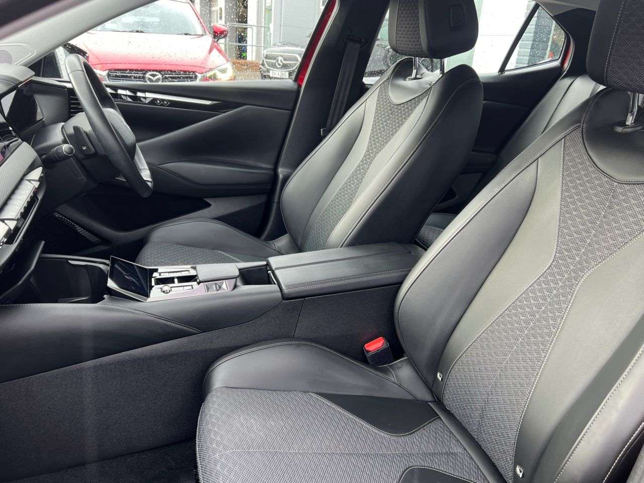 2023 DS AUTOMOBILES DS 4 2023 DS AUTOMOBILES DS 4