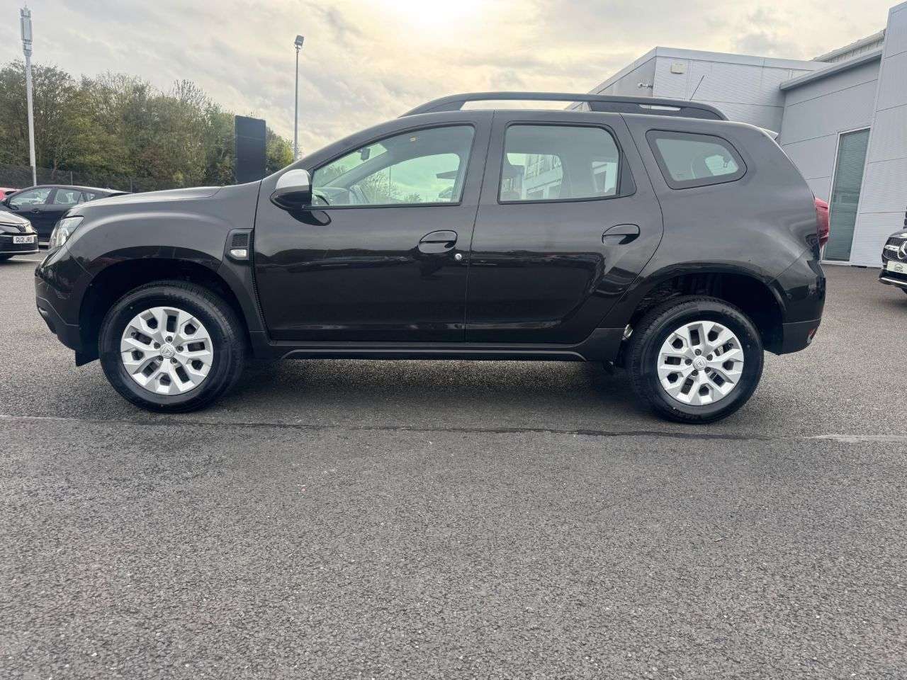 A 2022 DACIA DUSTER 1.3 TCe Comfort SUV 5dr Petrol Manual Euro 6 (s/s) (130 ps) A 2022 DACIA DUSTER 1.3 TCe Comfort SUV 5dr Petrol Manual Euro 6 (s/s) (130 ps)