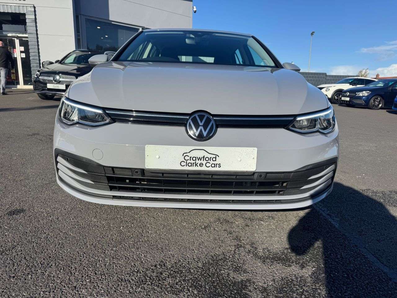 A 2023 VOLKSWAGEN GOLF 2.0 TDI Life Hatchback 5dr Diesel Manual Euro 6 (s/s) (115 ps) A 2023 VOLKSWAGEN GOLF 2.0 TDI Life Hatchback 5dr Diesel Manual Euro 6 (s/s) (115 ps)