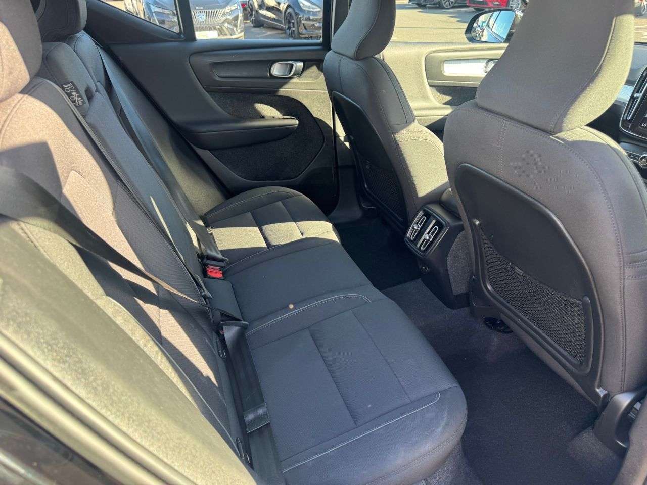 2021 VOLVO XC40 2021 VOLVO XC40