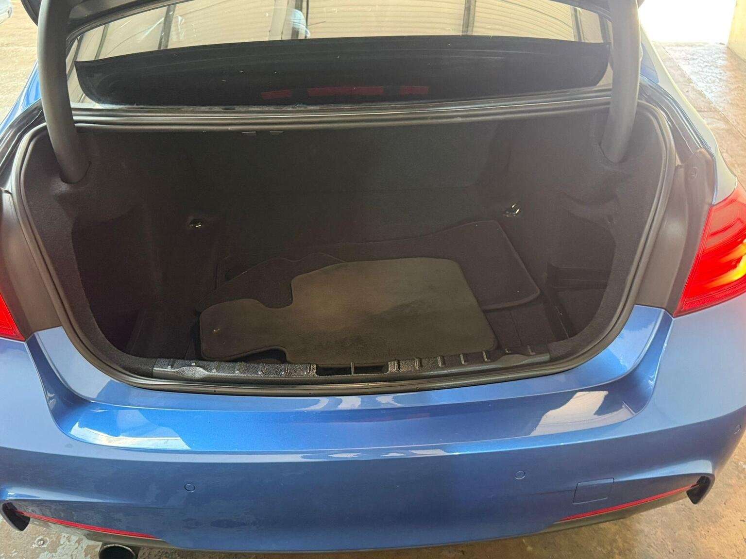 2012 BMW 3 SERIES 2012 BMW 3 SERIES