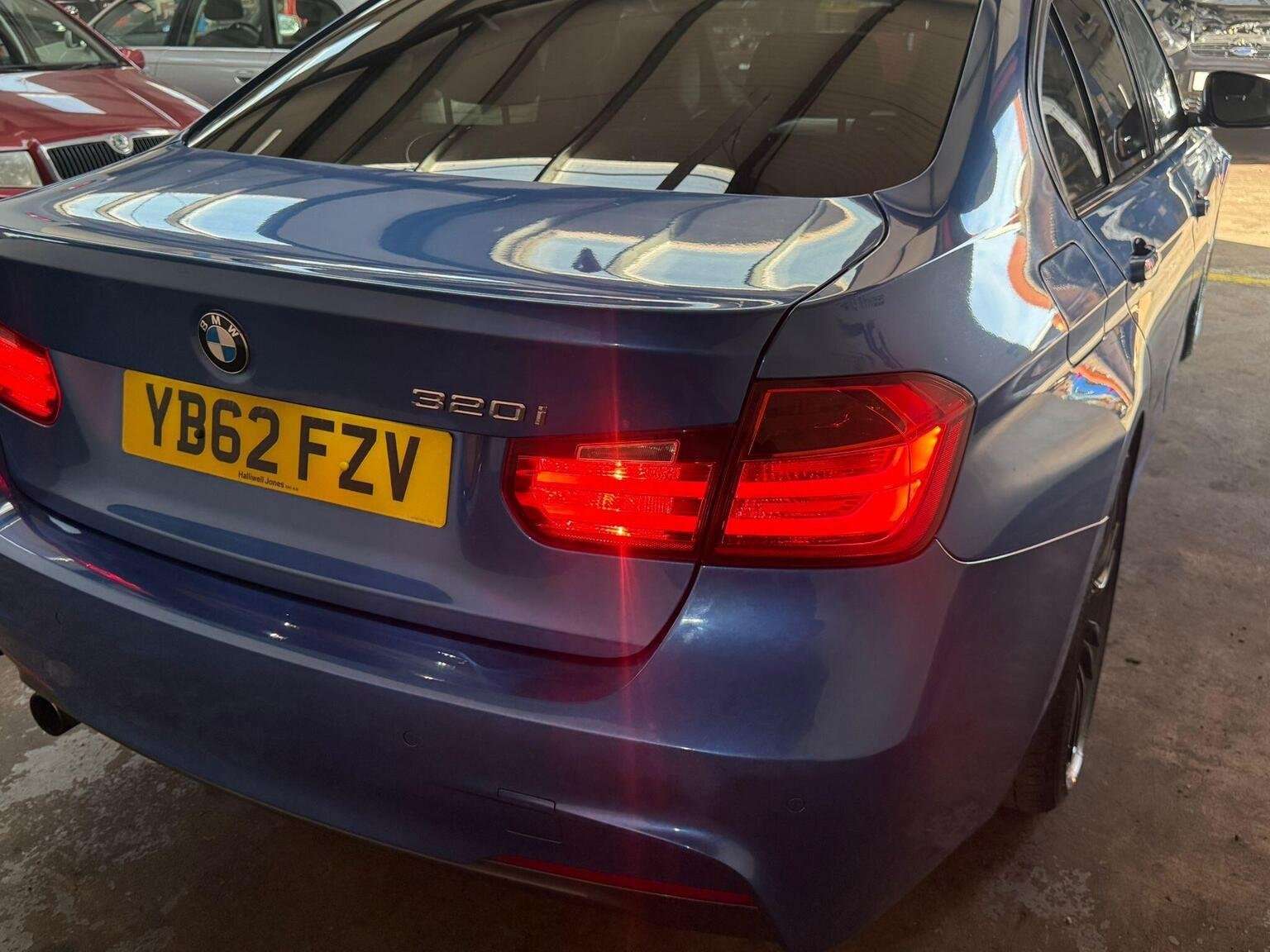 2012 BMW 3 SERIES 2012 BMW 3 SERIES